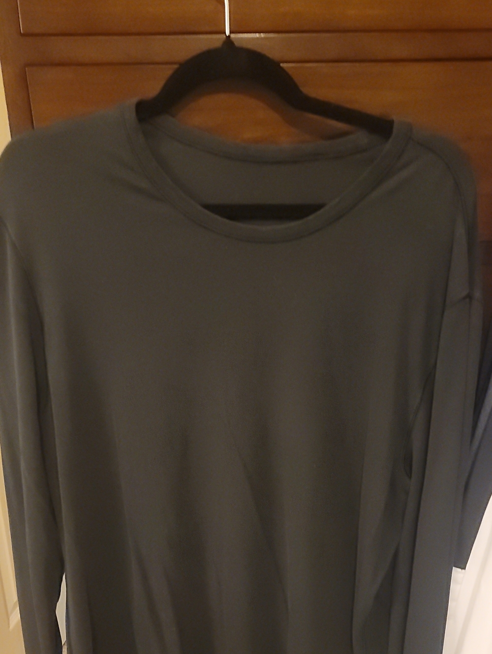 Mens lululemon athletica Black  Long Sleeve Crewneck Top- Lighweight L